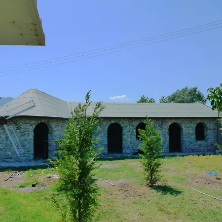 Campsite Windmill Gesthouse & Grill *