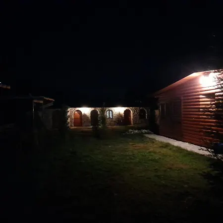 Windmill Gesthouse & Grill Campsite Shkoder