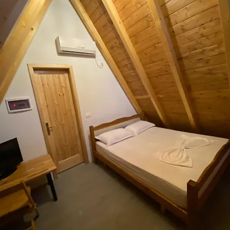 Campingplatz Windmill Gesthouse & Grill Shkodra