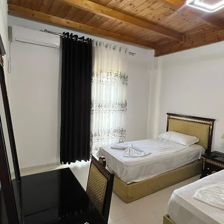 Windmill Gesthouse & Grill Campingplatz Shkodra