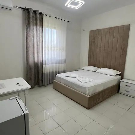 Windmill Gesthouse & Grill *