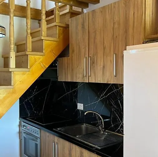 Parque de Campismo Windmill Gesthouse & Grill *