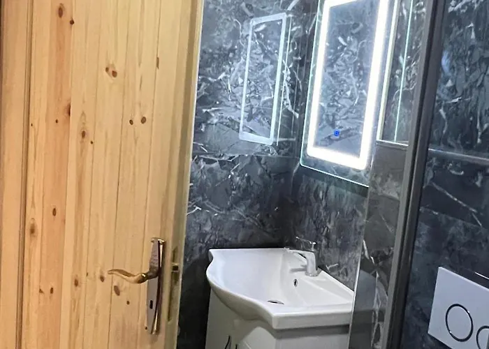 Windmill Gesthouse & Grill Camping *