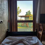 Windmill Gesthouse & Grill مكان تخييم شكودر