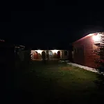 Windmill Gesthouse & Grill Kamp alanı Shkodër