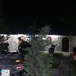 Windmill Gesthouse & Grill * Shkodër