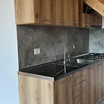 Kamp alanı Windmill Gesthouse & Grill Shkodër