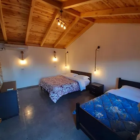 Windmill Gesthouse & Grill