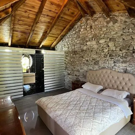 Windmill Gesthouse & Grill Campingplatz *